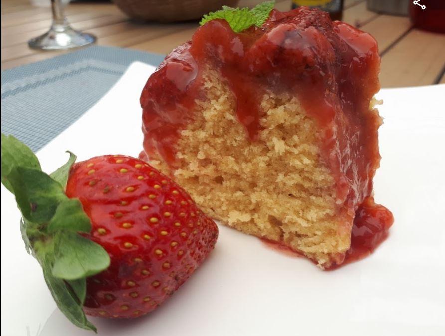 Gateau renversé fraises amande à la vapeur de Fannélie