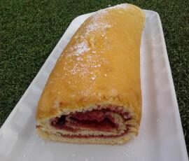 Gâteau roulé à la confiture