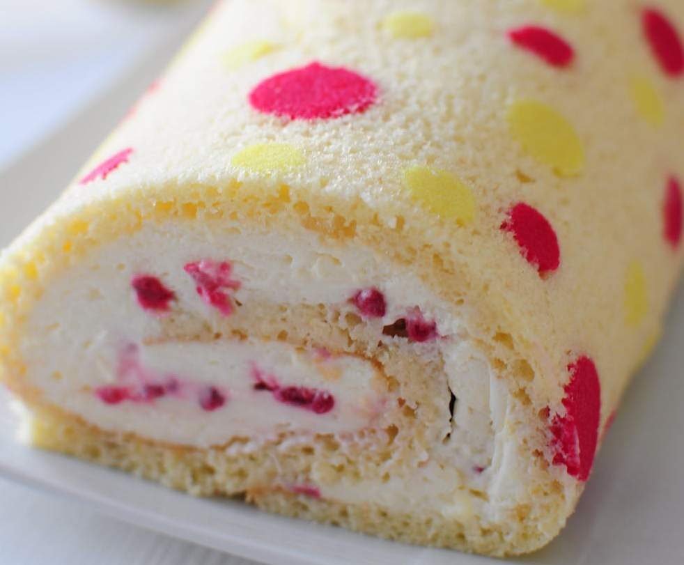 Gâteau roulé mousse citron et framboises