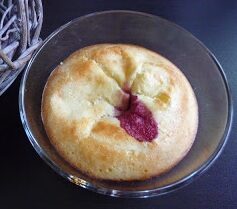 Gâteaux soufflés au fromage blanc et framboises