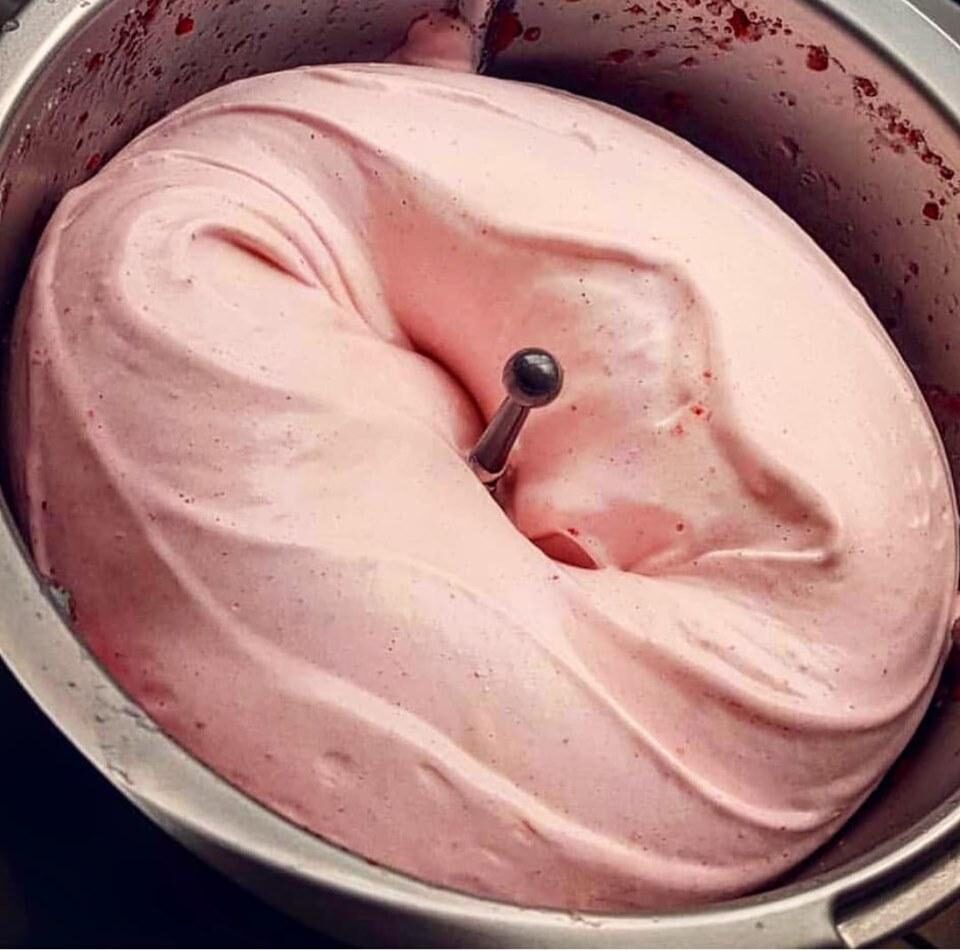Glace yaourt à la fraise