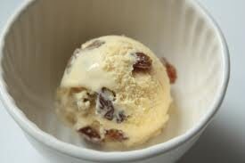 glaces rhum raisins