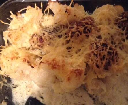 Gratin de choux-fleurs avec boulettes de viande