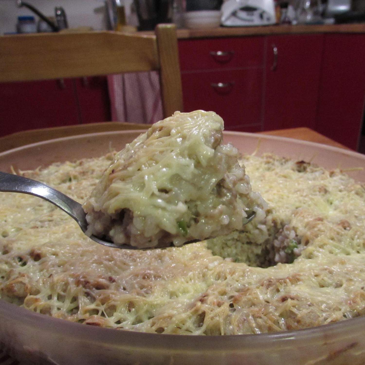 Gratin de riz, viande et légumes