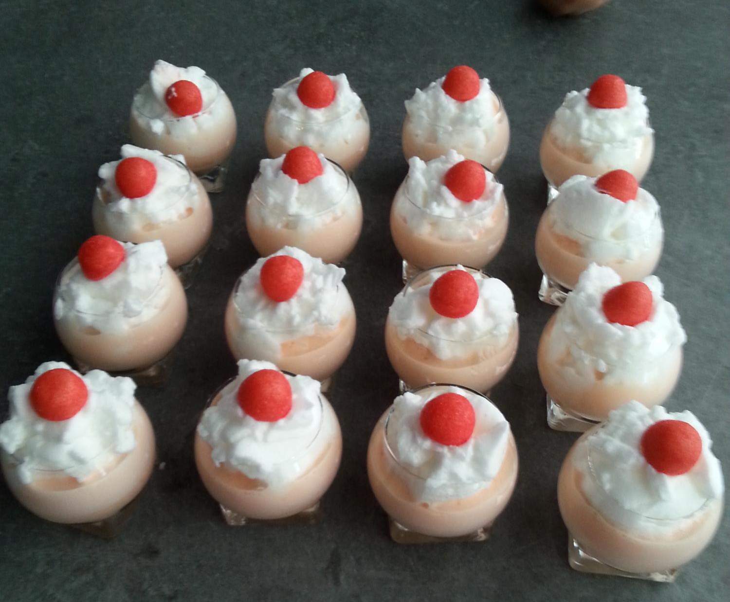 Iles Flottantes aux fraises Tagada