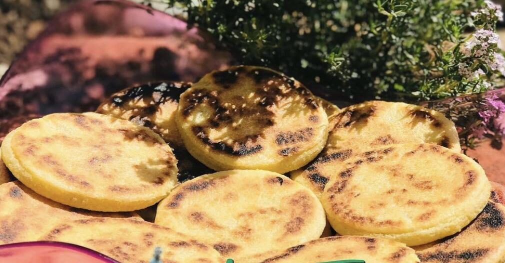 Kesra ou galette fine à la semoule ( pain arabe )