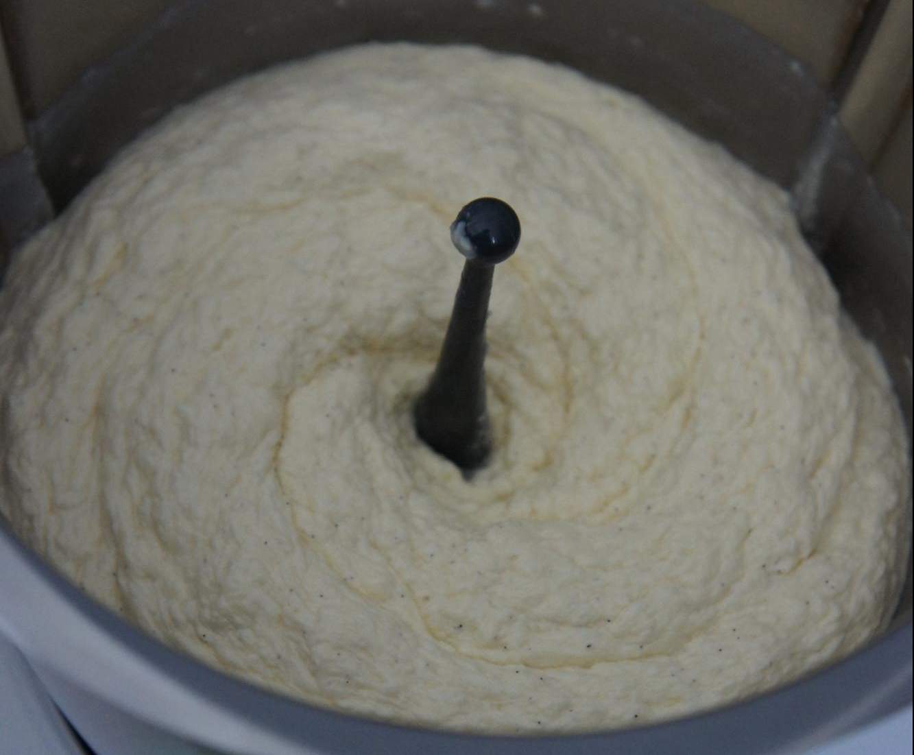 La crème mousseline comme je l'aime! (pour fraisier, framboisier, Paris-Brest etc...)