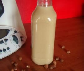 Lait de noisettes (grillées)