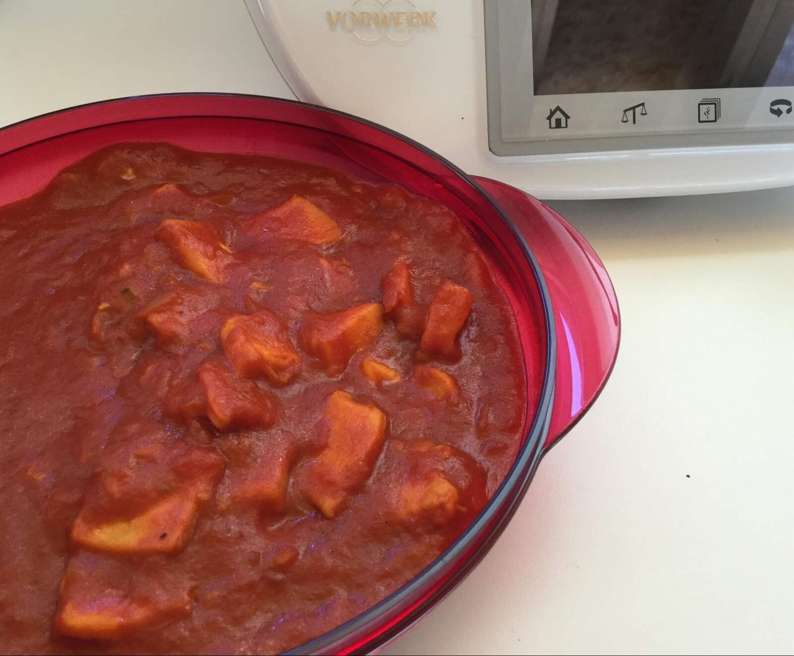 LAMELLES DE SEICHE À LA TOMATE