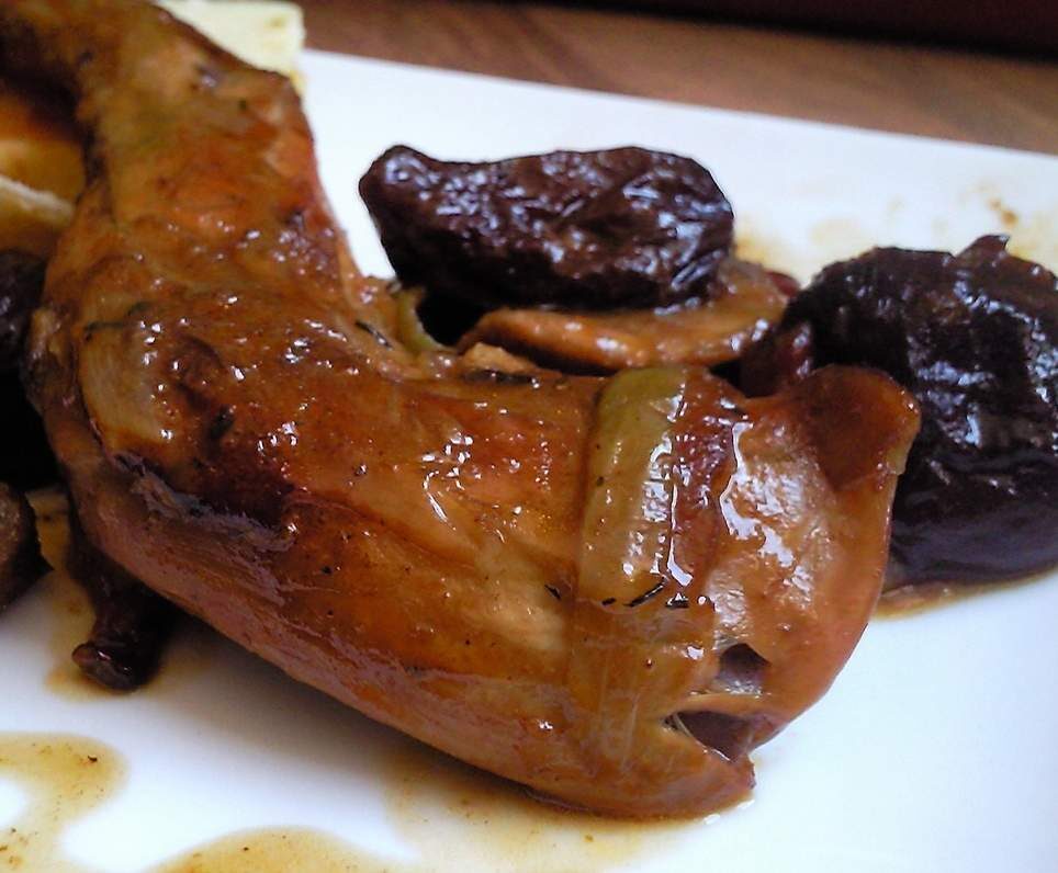 Lapin aux pruneaux