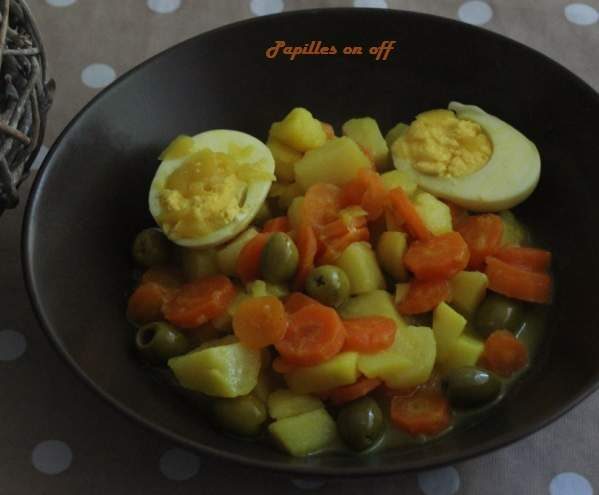 Légumes et oeufs au curcuma