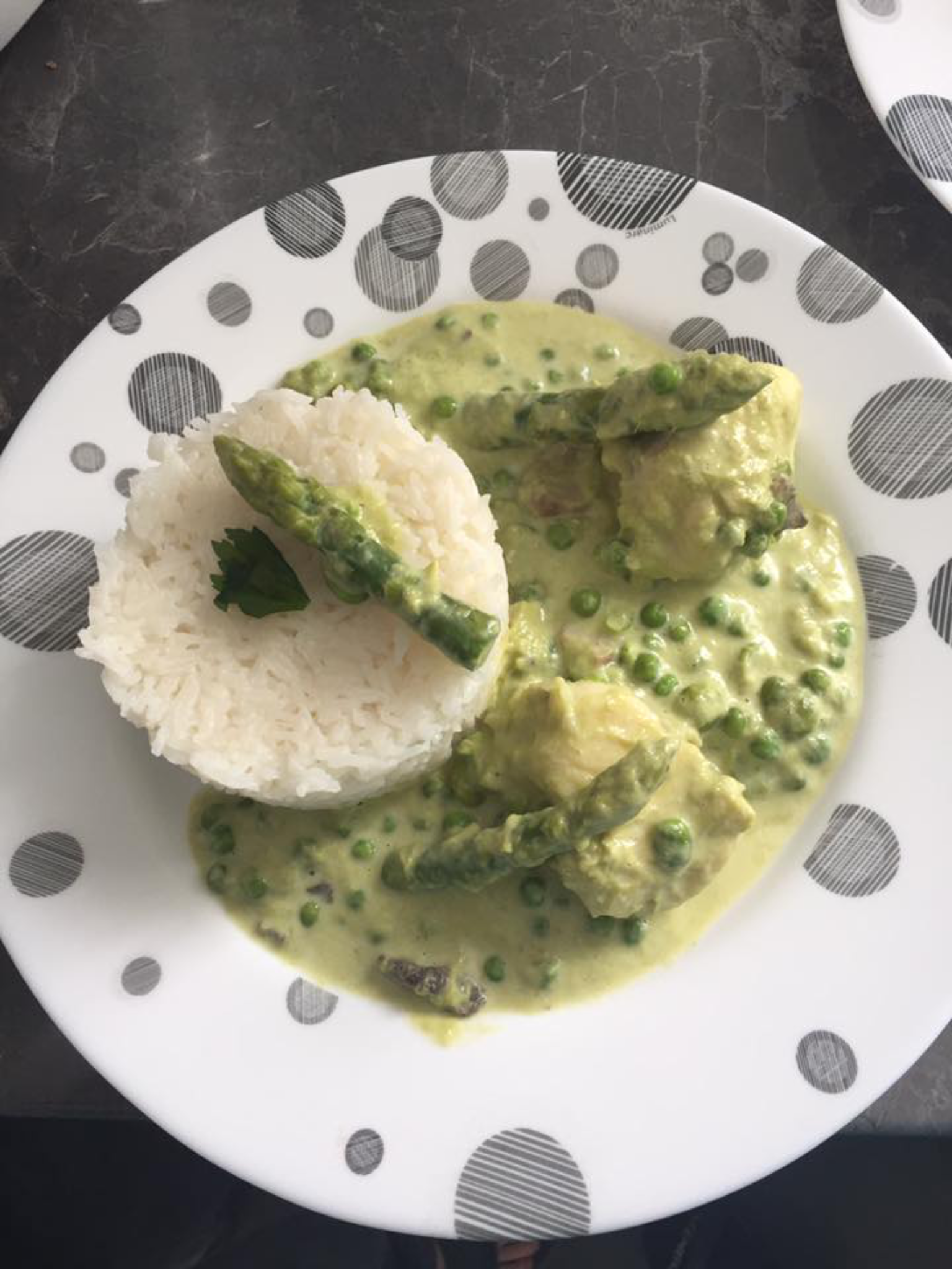 Lotte à la crème d'asperge