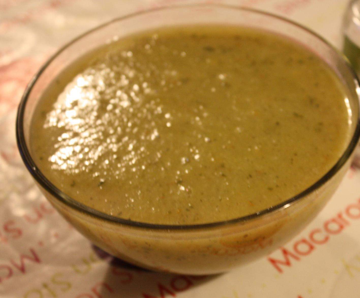 Ma soupe : Poireau/courgettes/carotte