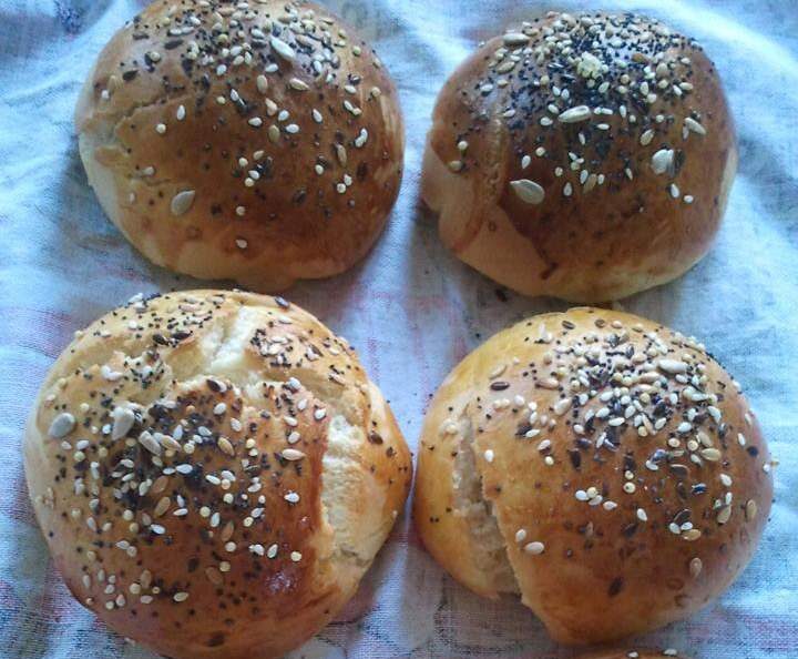 MacMaison / Bun's, Adaptation