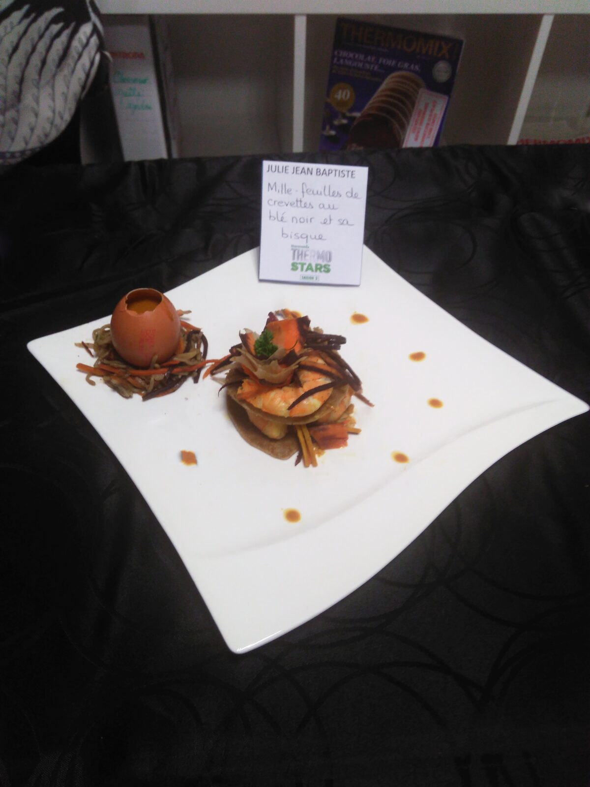 Milles Feuilles de crevettes au sarrasin et sa bisque
