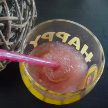 Mon granité (sirop de cassis)