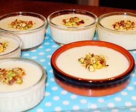 Mouhalabieh, entremet Libanais à la fleur d'oranger