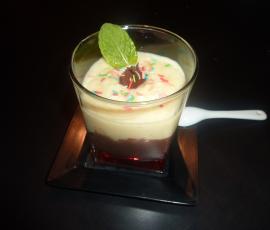 Mousse Ananas sur son lit de mousse au chocolat (allégée)