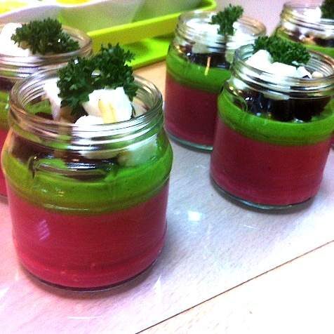 Mousse de betterave au thon et son émulsion de persil