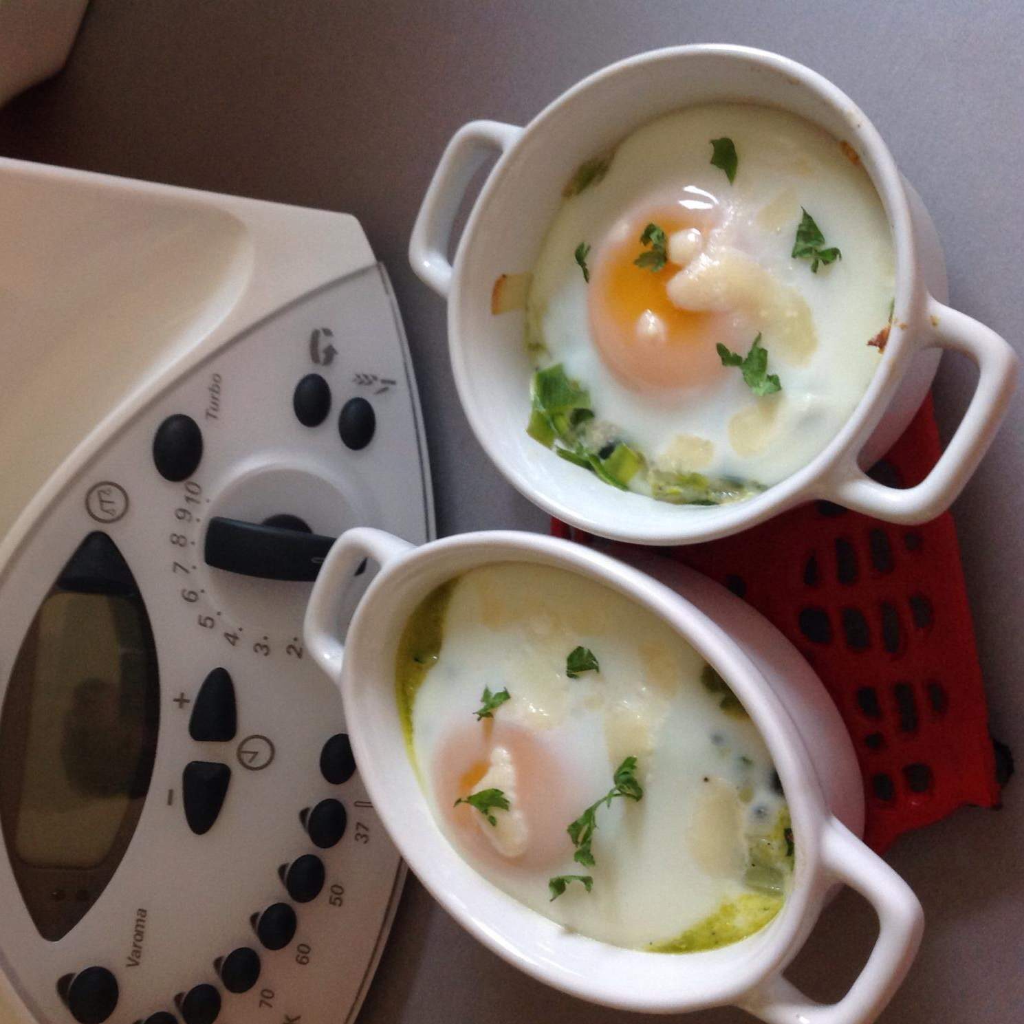 Oeufs cocottes aux poireaux