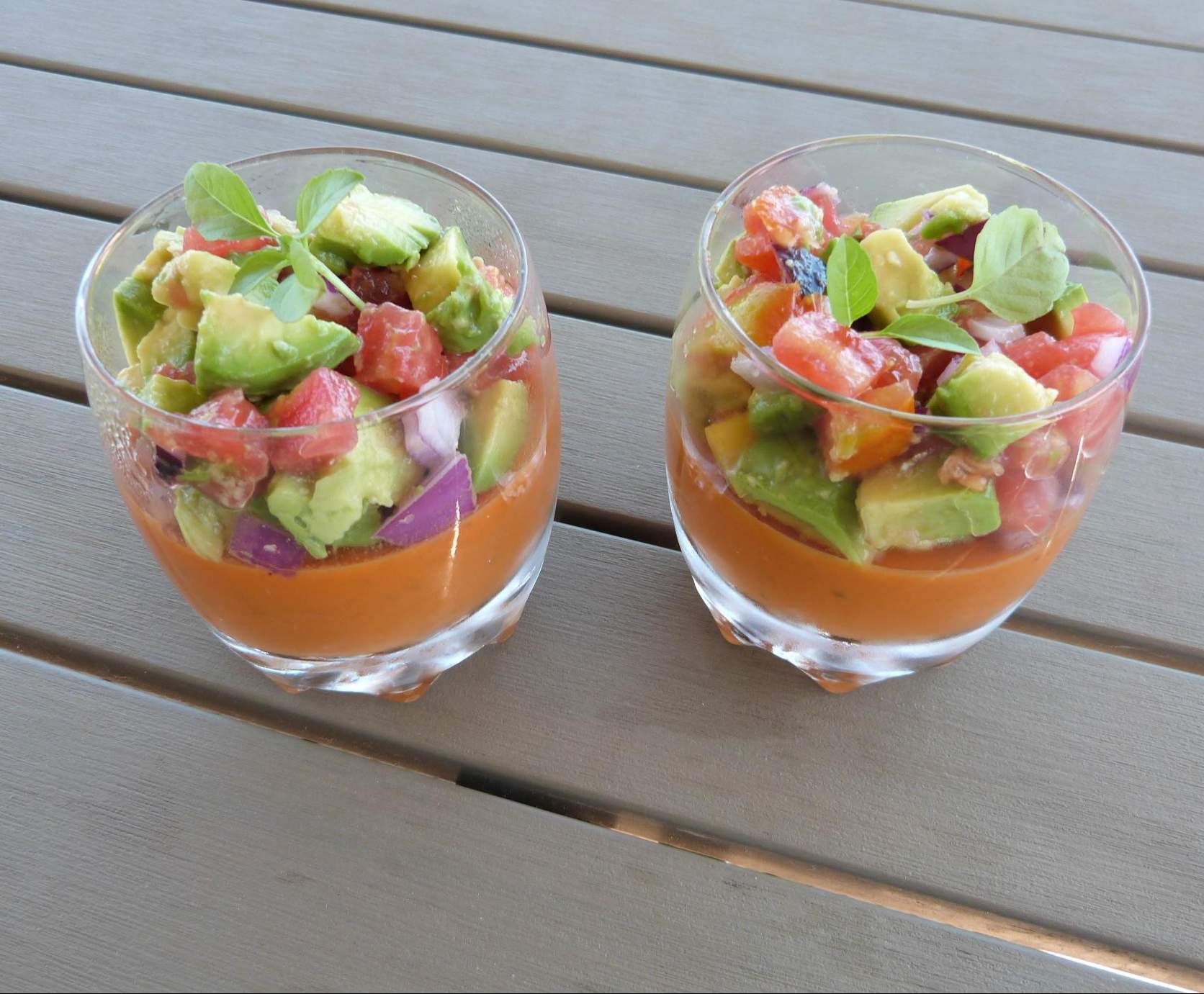 Panna cotta de tomates et sa salade