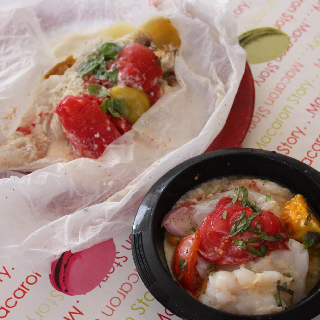 Papillotes de poisson aux pommes de terre et tomates