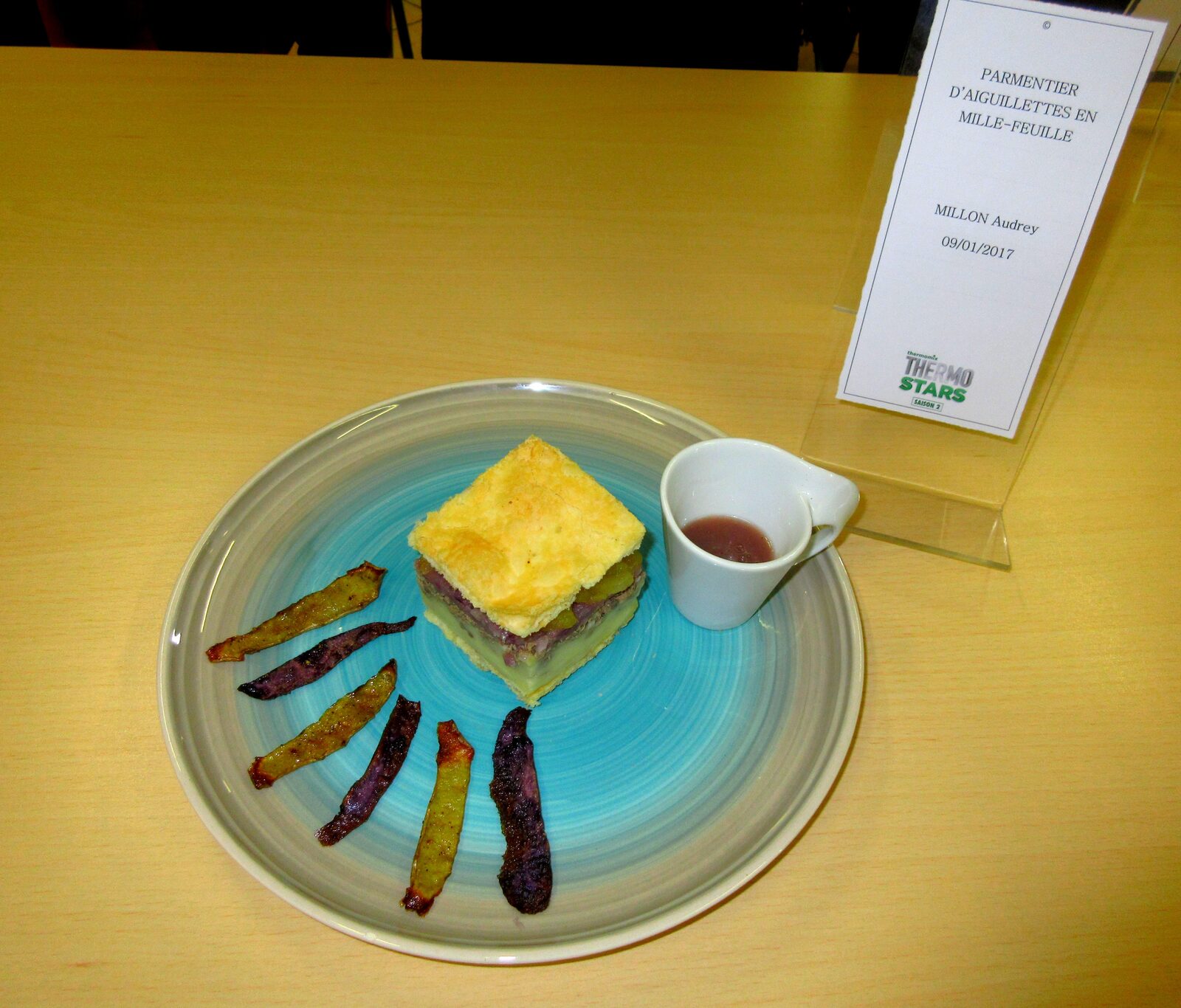 PARMENTIER D'AIGUILLETTES EN MILLE-FEUILLE