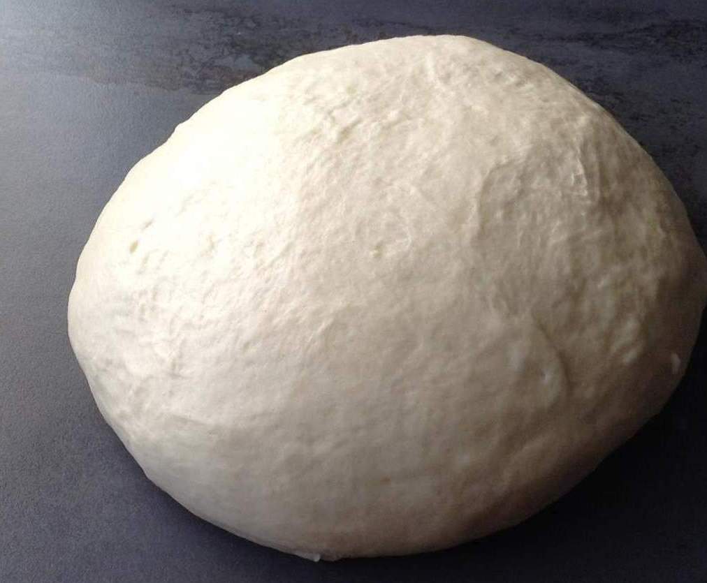 Pâte à pizza - rapide qui ne colle pas