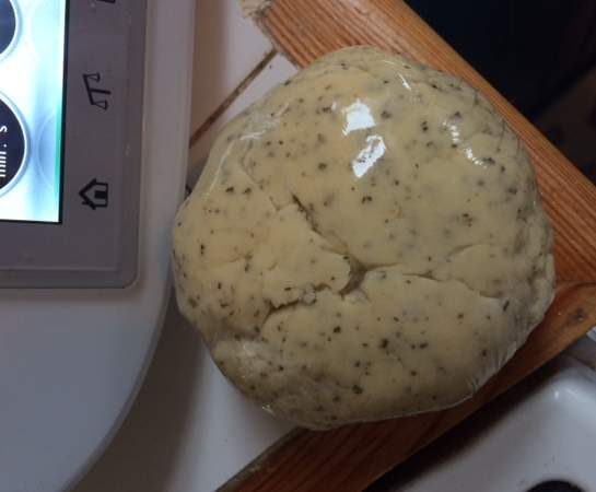 Pâte brisée au basilic