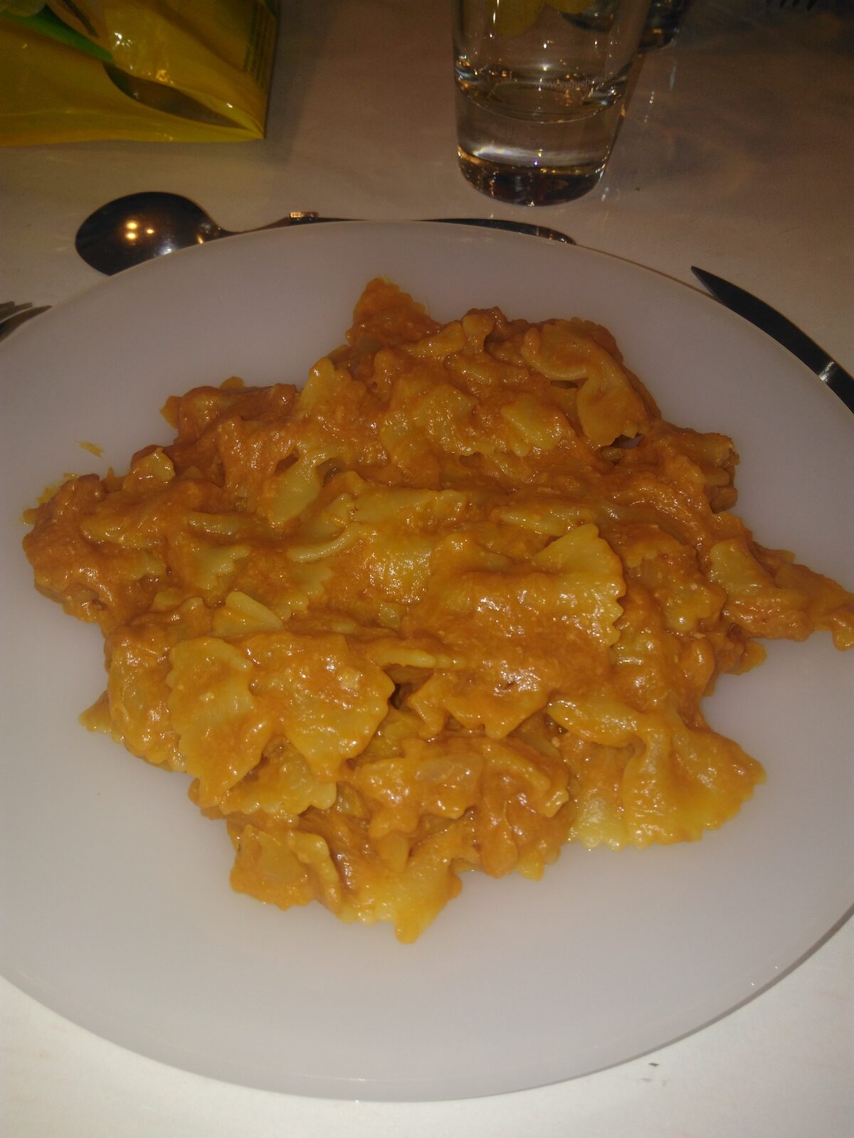 Pâtes au thon sauce onctueuse a la tomate