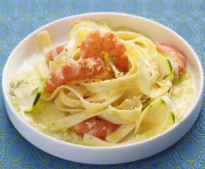 Pâtes sauce courgette et gambas au citron