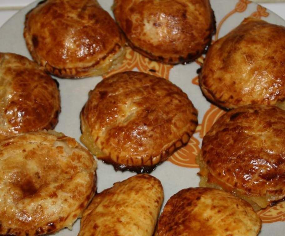 PETIT FEUILLETE A LA POMME