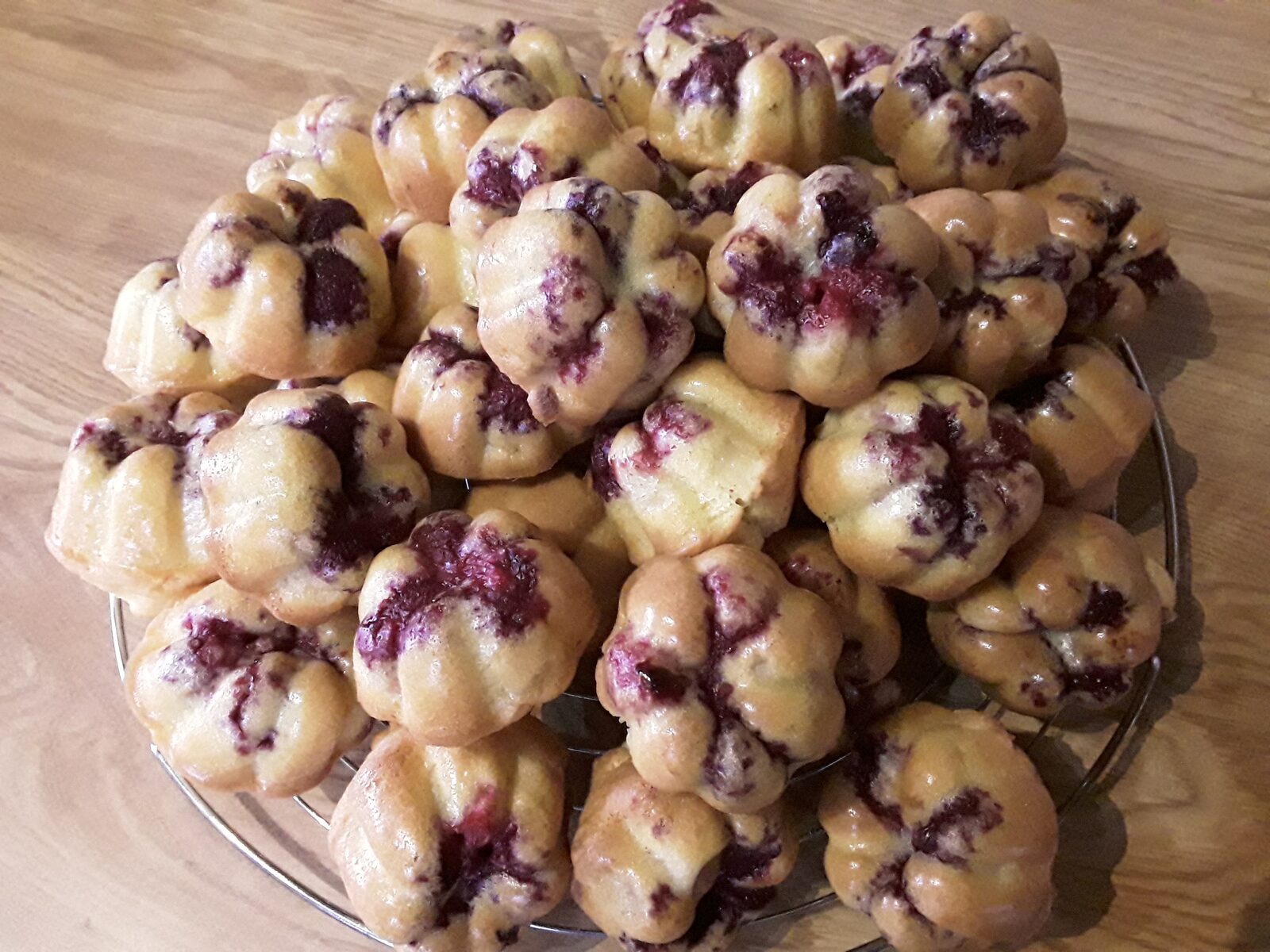 Petits gâteaux pommes framboises