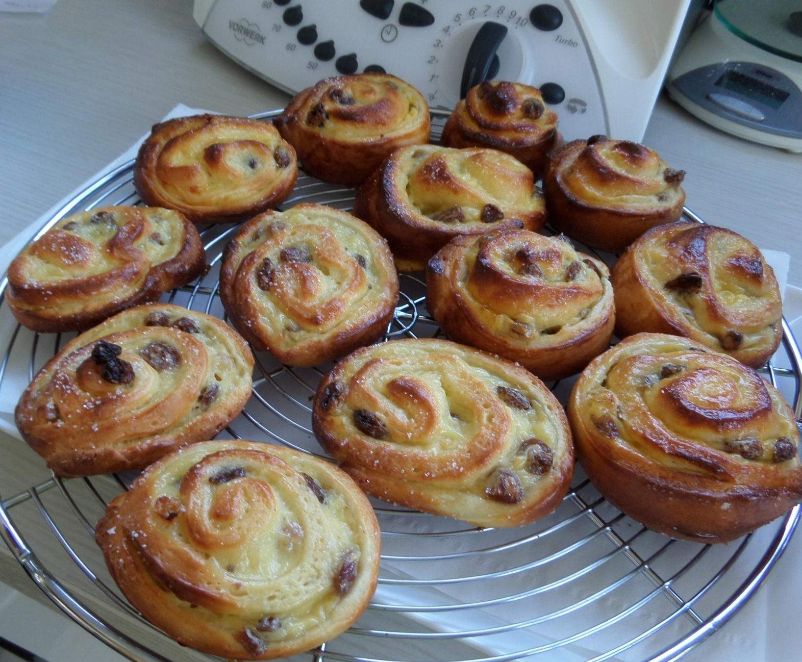 Petits pains aux raisins