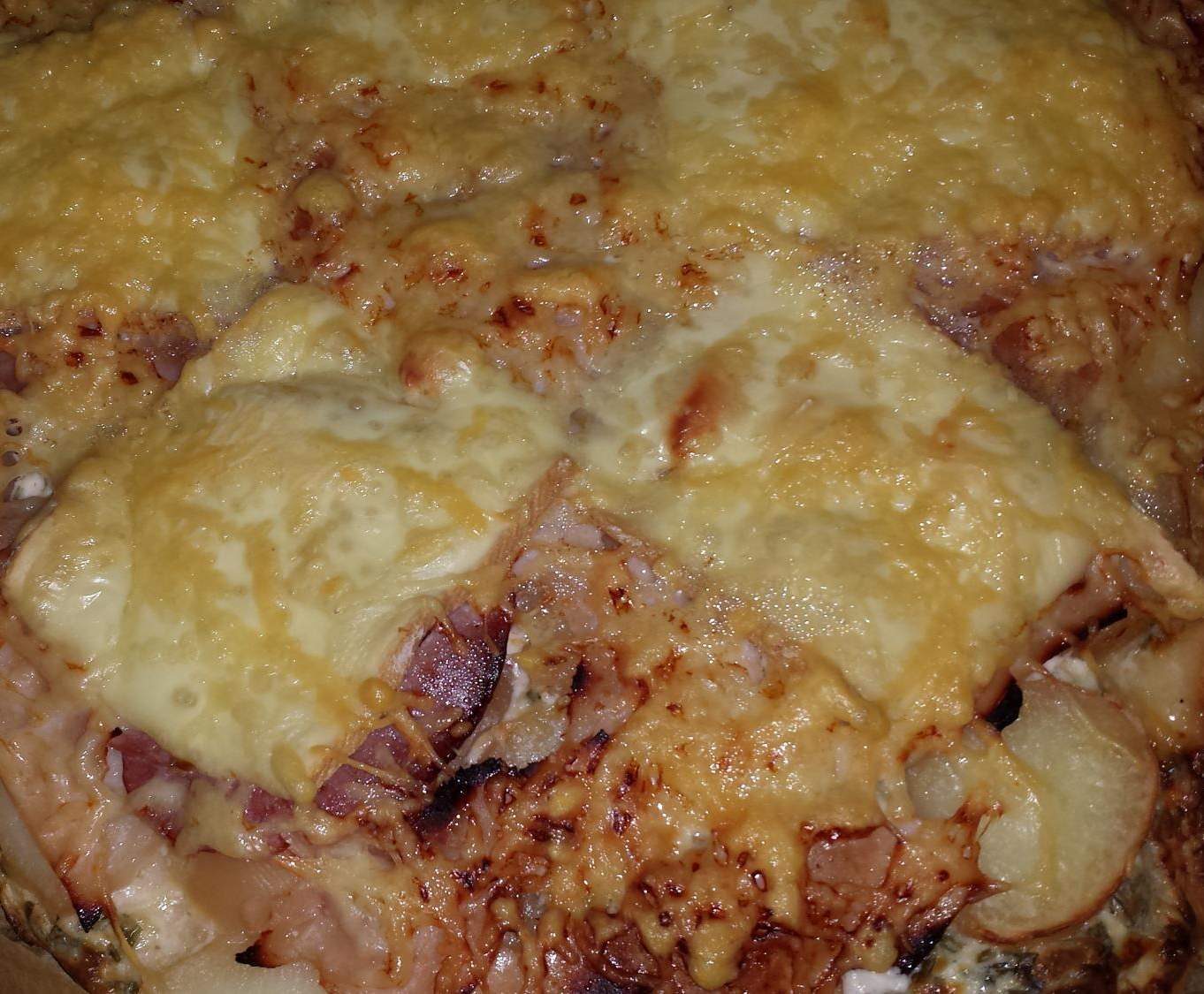 Pizza pomme de terre ,fromage a raclette