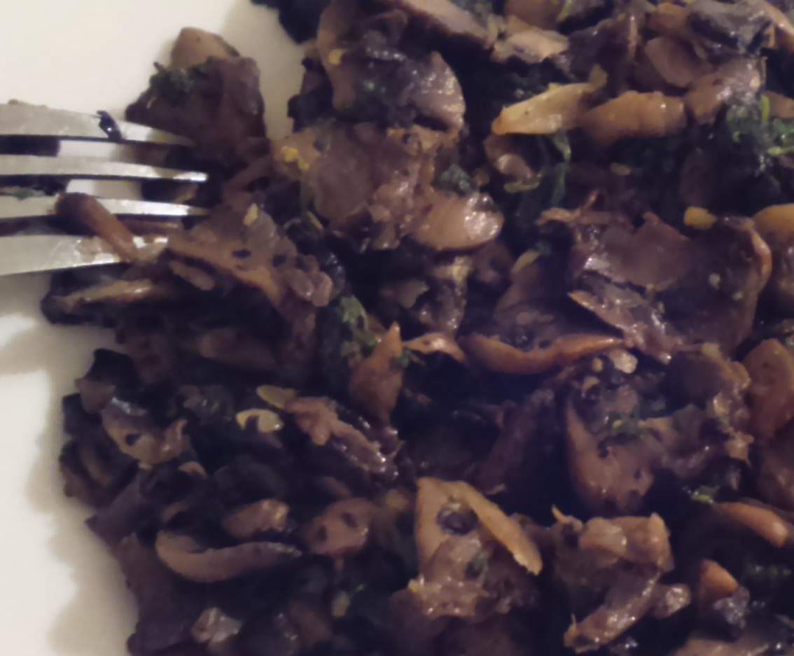 Poêlée de champignons frais