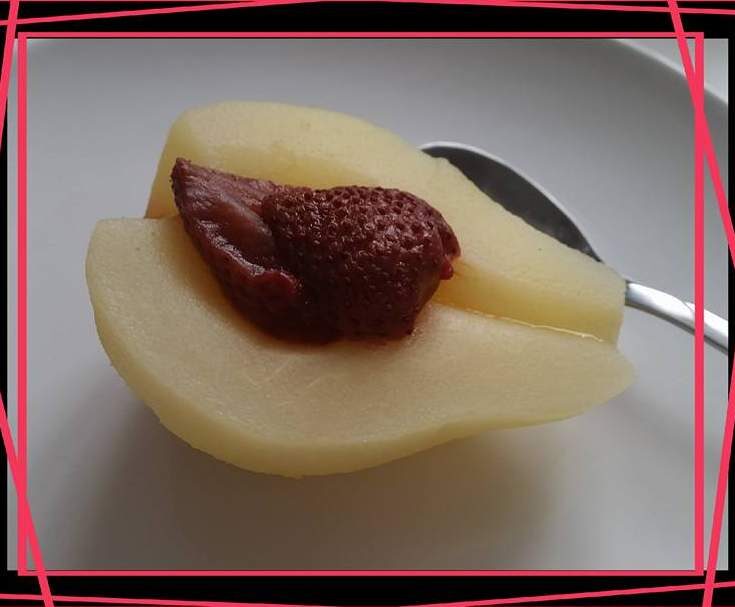 Poires vapeur (light) aux fraises au sirop
