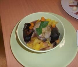 POT AU FEU DE FILET DE MIGNON AUX LEGUMES OUBLIES