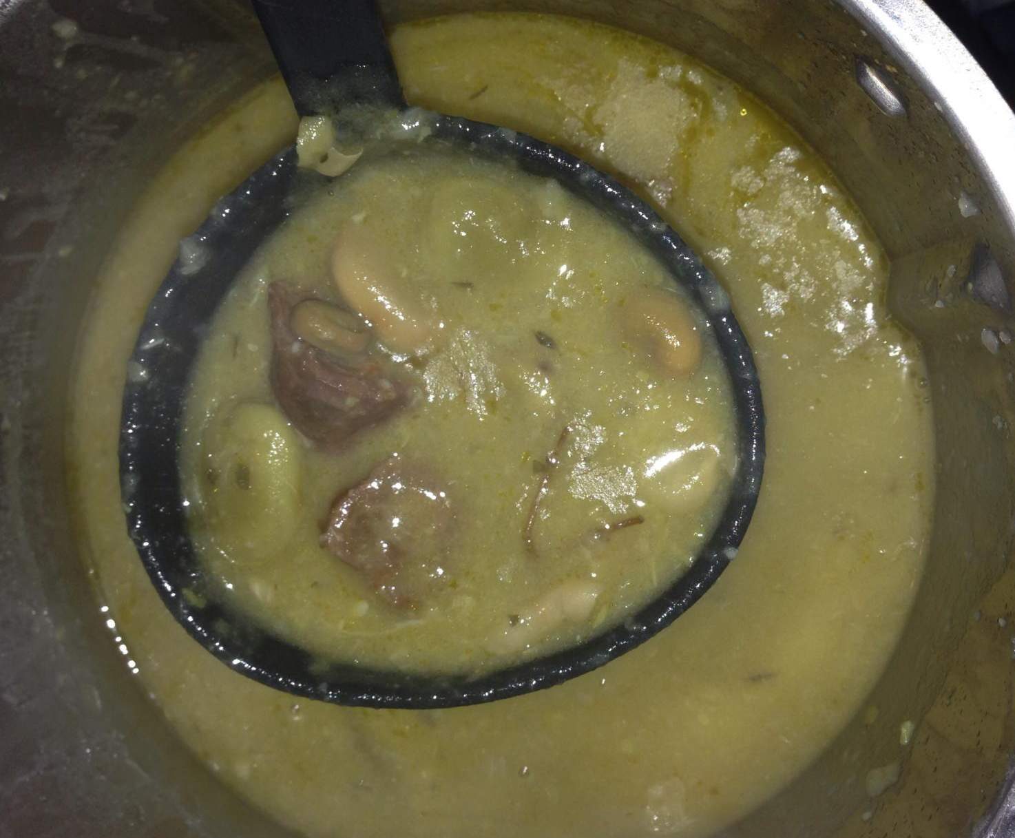 Potée de saison aux fèves