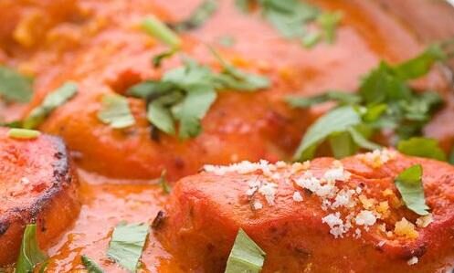 Poulet tandoori , légume et sauce