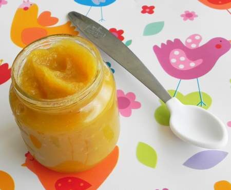 Purée bébé de légumes et dinde