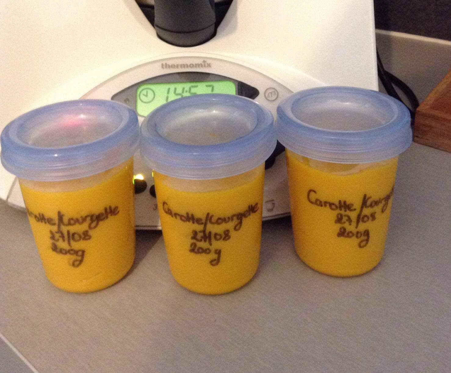 Purée carottes / courgettes.