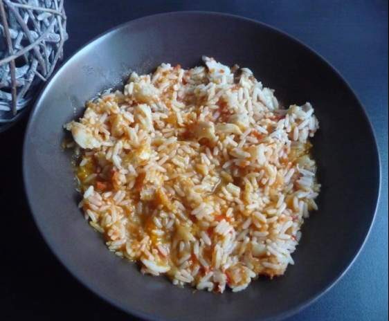 Riz à la morue et à la tomate