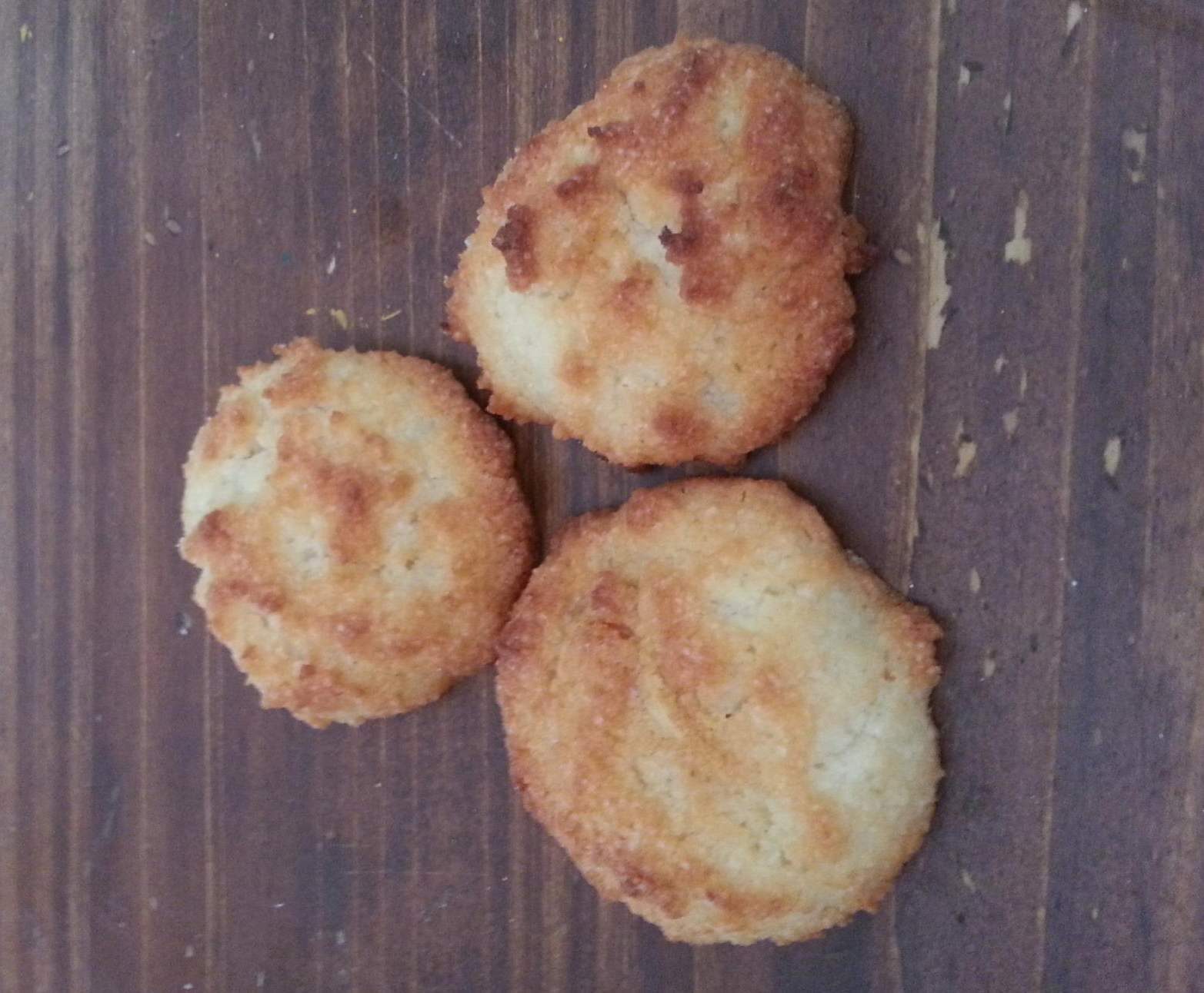 Rochers coco et coeur de chocolat blanc (utilisation des blancs d'oeufs)