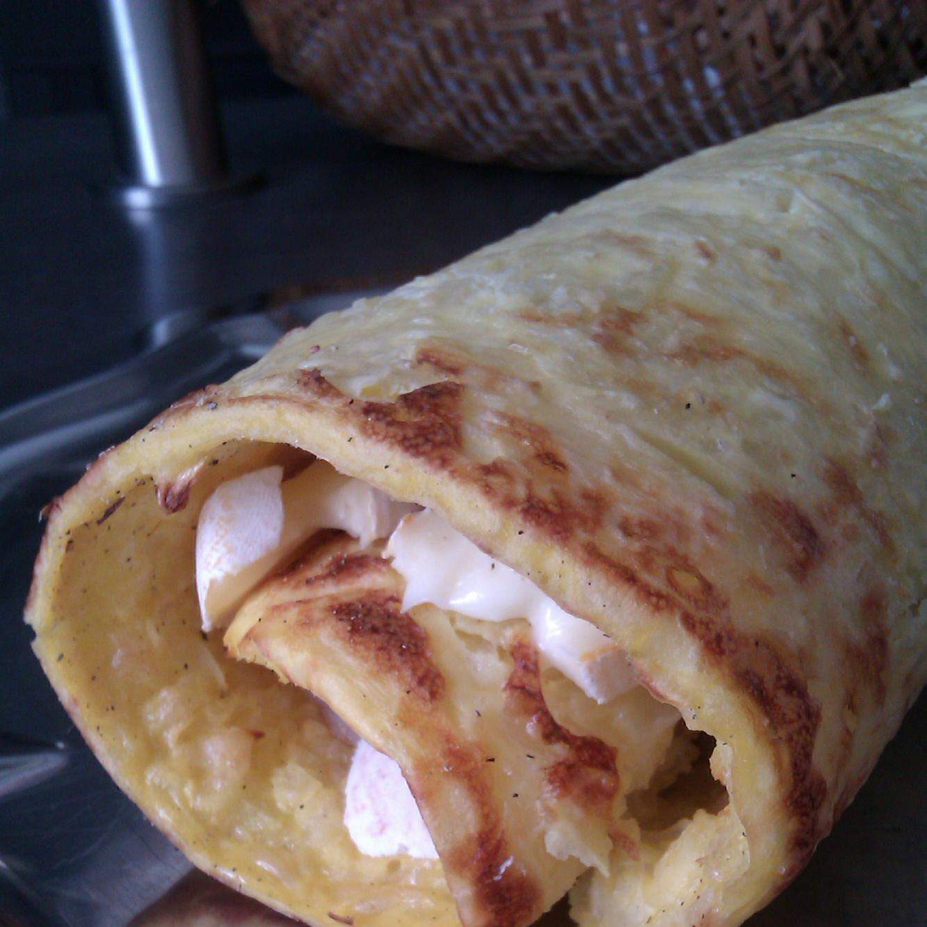 Roulé de pommes de terre au jambon et au fromage