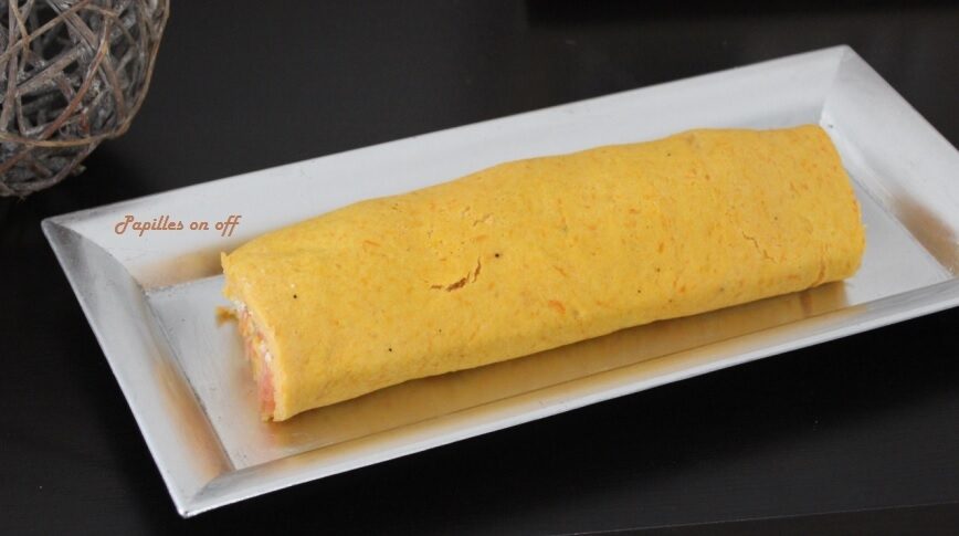 Roulé de potiron au saumon fumé, fromage frais et noix