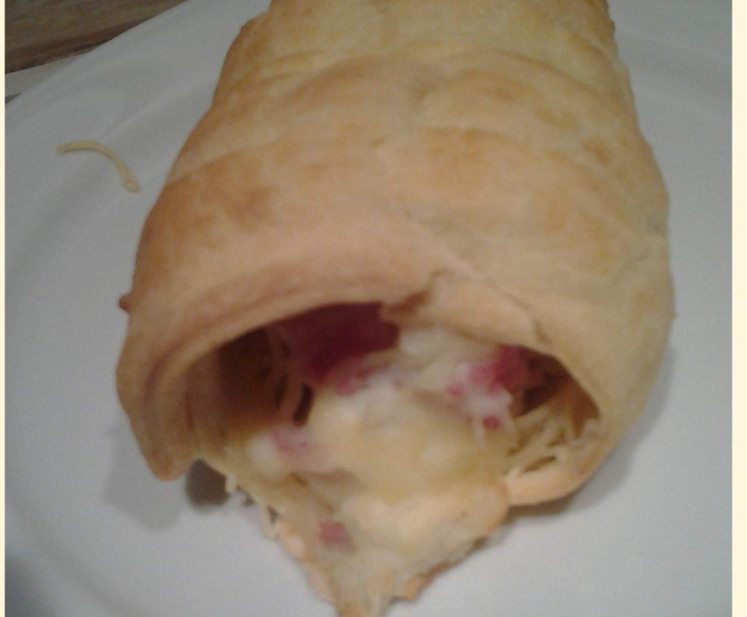 Roulé feuilletée jambon fromage