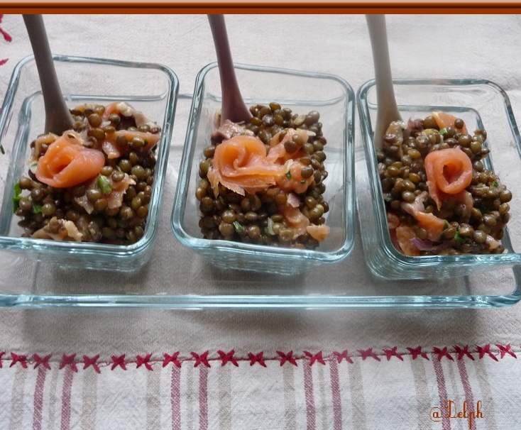 Salade de lentilles au saumon fumé.