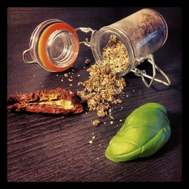 Sel aux tomates et basilic