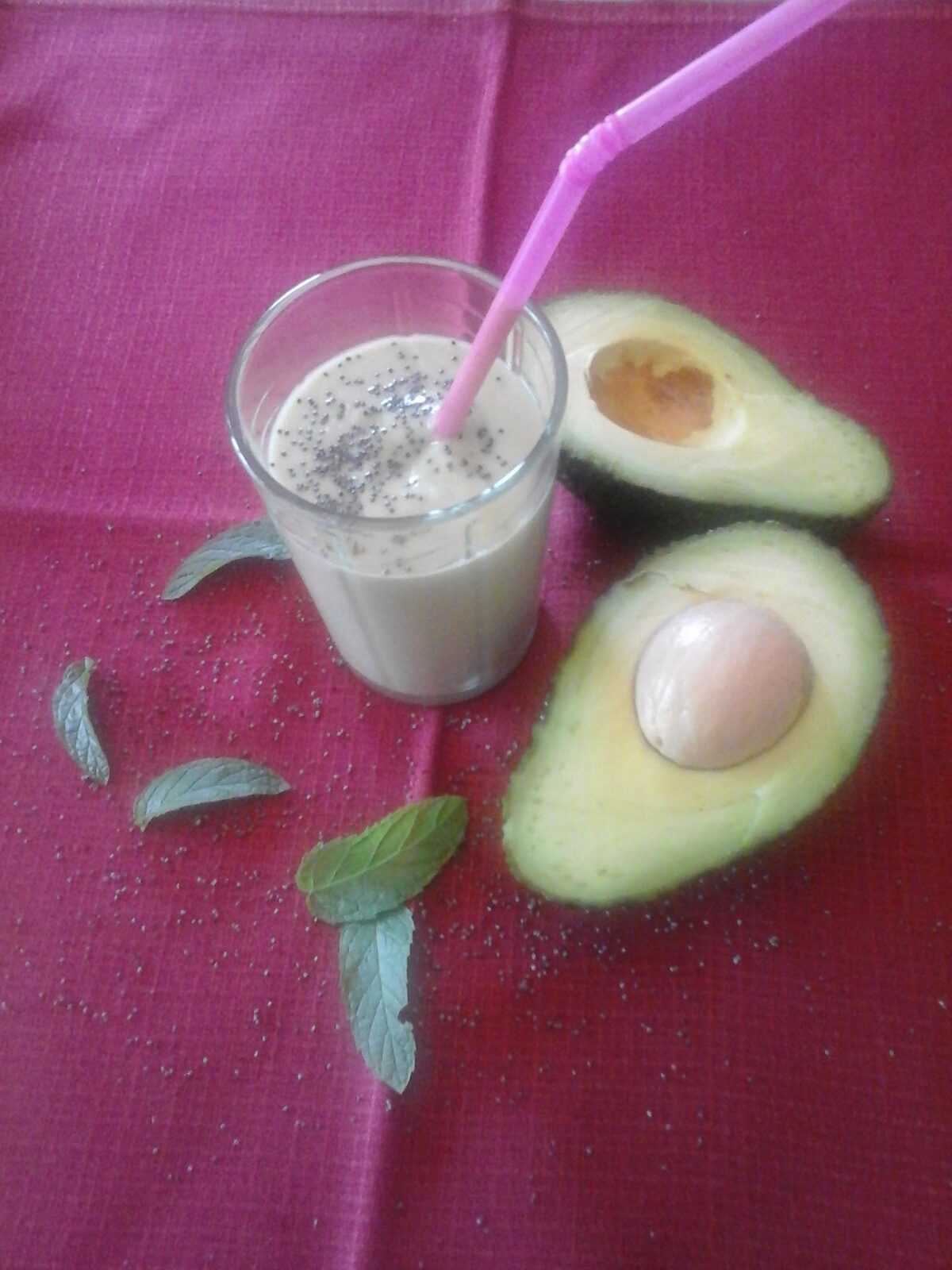SMOOTHIE au lait d'amande et AVOCAT